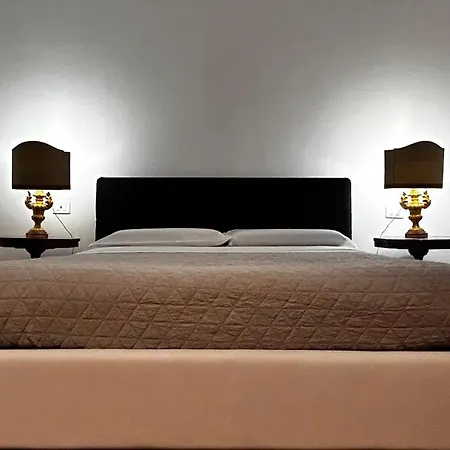 Odeon Boutique Di Luce 3*
