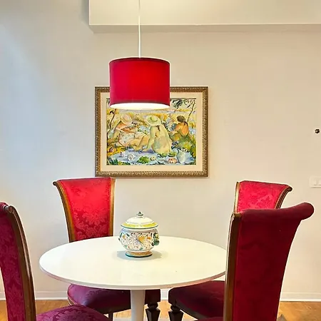 Odeon Boutique Di Luce 3*